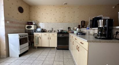 House 3 rooms of 81 m² in Issoudun (36100)