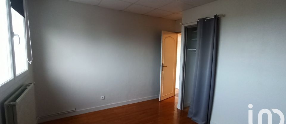 Appartement 3 pièces de 58 m² à Saint-Étienne (42100)