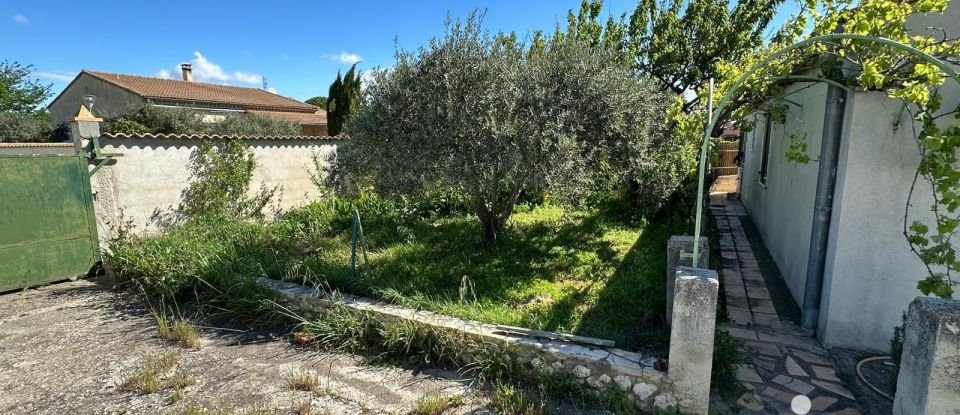House 4 rooms of 93 m² in Sarrians (84260)