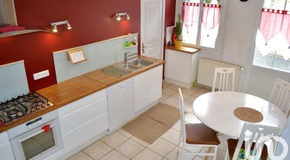Town house 6 rooms of 151 m² in Montmorillon (86500)