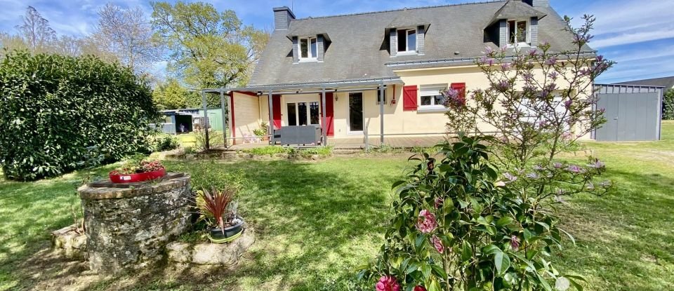 House 7 rooms of 112 m² in Questembert (56230)