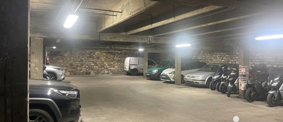 Parking of 380 m² in Boulogne-Billancourt (92100)