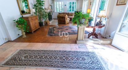 Traditional house 8 rooms of 190 m² in Lamorlaye (60260)