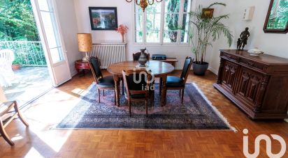 Traditional house 8 rooms of 190 m² in Lamorlaye (60260)