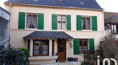 Mansion 6 rooms of 165 m² in Maincy (77950)