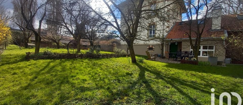 Mansion 9 rooms of 200 m² in Faulx (54760)