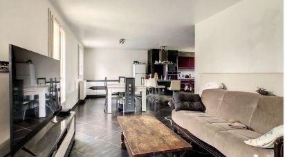 Maison 6 pièces de 111 m² à Montigny-Lencoup (77520)