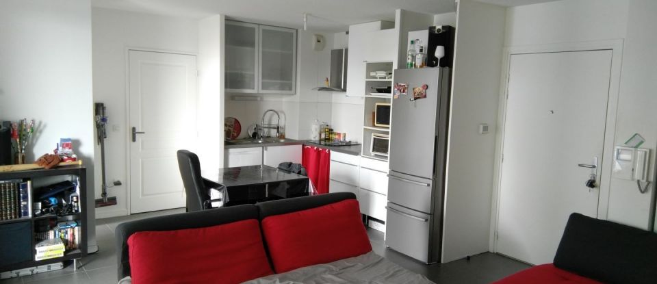 Apartment 2 rooms of 46 m² in Bruges (33520)