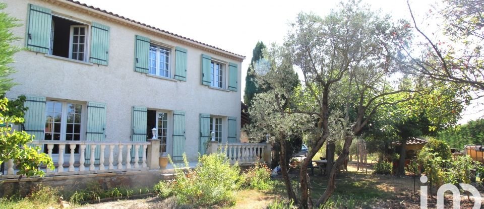 House 4 rooms of 155 m² in Le Thor (84250)