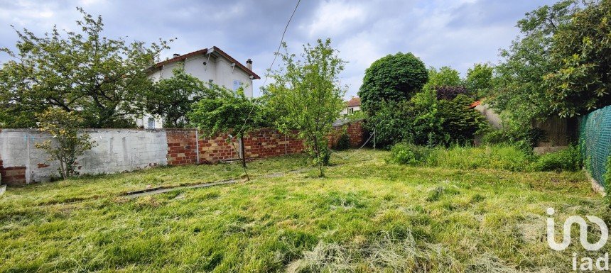 Land of 345 m² in Villiers-sur-Marne (94350)