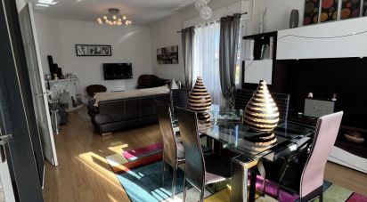 Town house 5 rooms of 190 m² in Royan (17200)