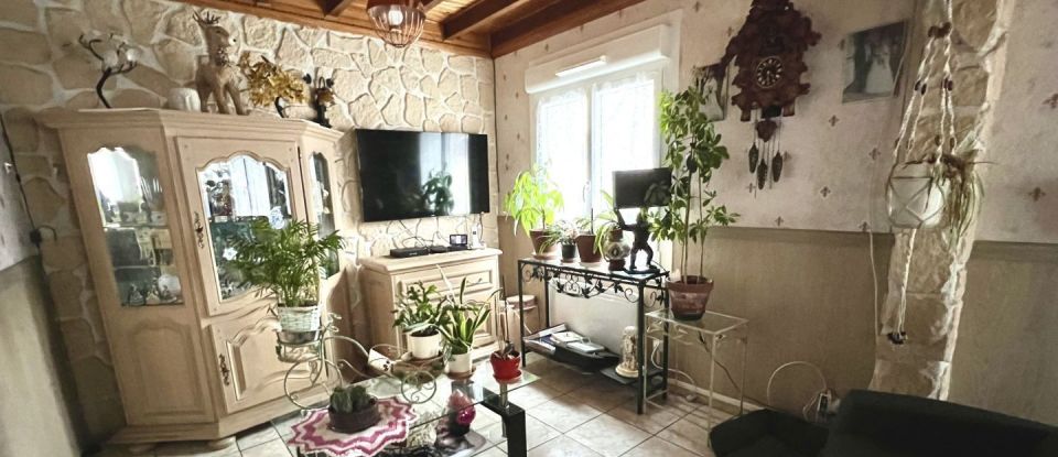 House 5 rooms of 80 m² in Ancerville (55170)