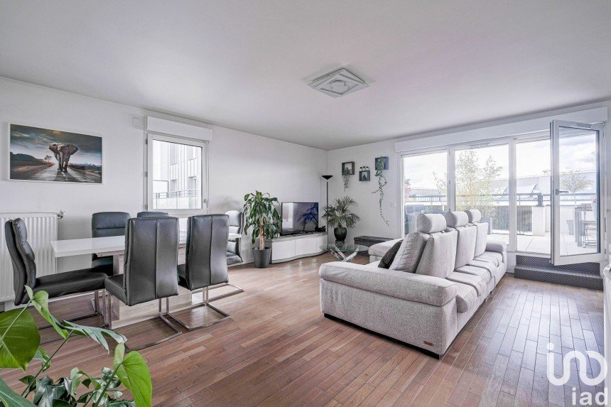 Appartement 5 pièces de 110 m² à Rosny-sous-Bois (93110)