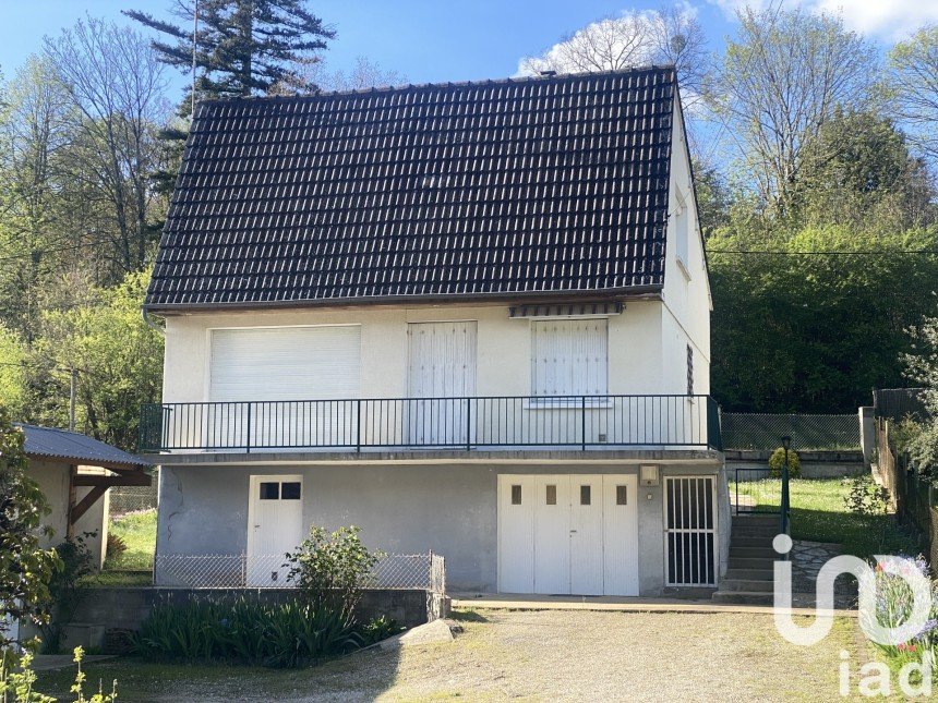 Traditional house 5 rooms of 120 m² in Souppes-sur-Loing (77460)
