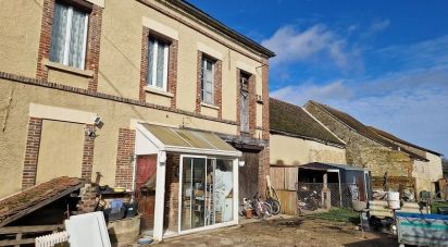 House 6 rooms of 185 m² in Chéu (89600)
