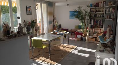 Apartment 3 rooms of 71 m² in Saint-Cannat (13760)