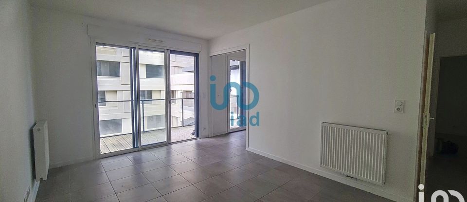 Appartement 2 pièces de 44 m² à Bordeaux (33800)