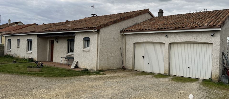 House 5 rooms of 133 m² in Vouillé (86190)