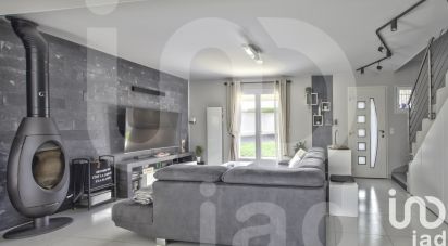 House 7 rooms of 173 m² in Pringy (77310)
