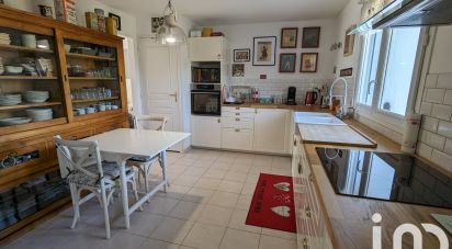 House 5 rooms of 130 m² in Naveil (41100)