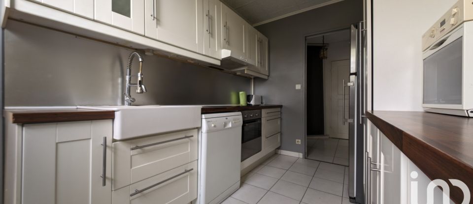 Appartement 4 pièces de 80 m² à Joué-lès-Tours (37300)