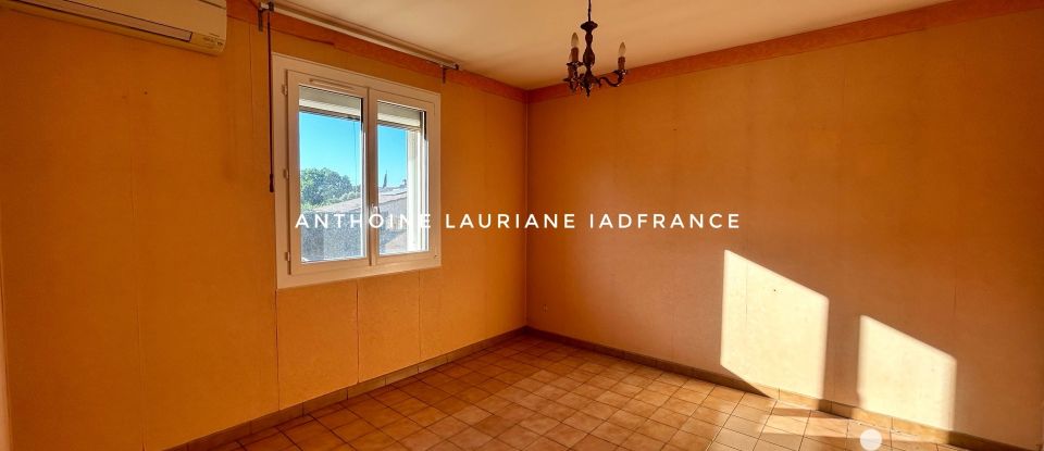 Traditional house 4 rooms of 89 m² in Six-Fours-les-Plages (83140)