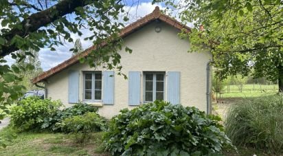 Maison de campagne 4 pièces de 105 m² à Juignac (16190)