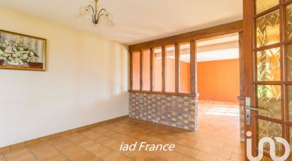 Traditional house 7 rooms of 146 m² in Richebourg (78550)