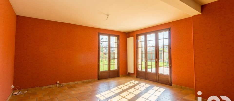 Traditional house 7 rooms of 146 m² in Richebourg (78550)