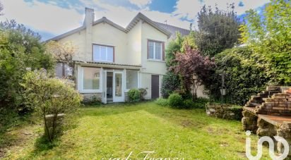 Traditional house 6 rooms of 130 m² in Conflans-Sainte-Honorine (78700)