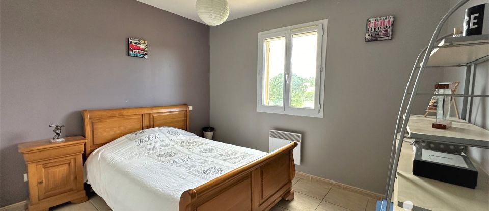 House 4 rooms of 91 m² in Castillon-du-Gard (30210)