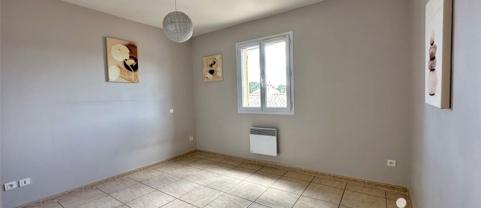 Maison 4 pièces de 91 m² à Castillon-du-Gard (30210)