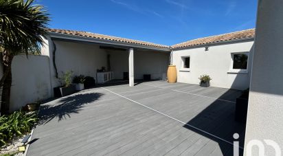 House 5 rooms of 136 m² in Meschers-sur-Gironde (17132)