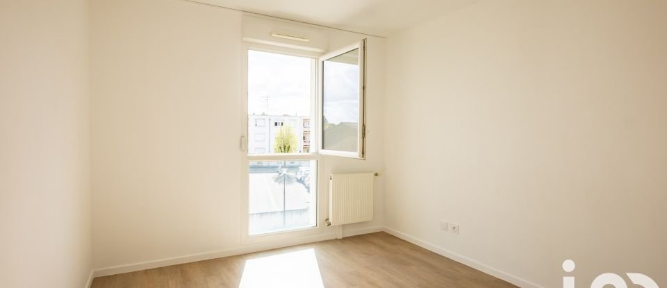 Appartement 3 pièces de 58 m² à Saint-Jean-de-la-Ruelle (45140)