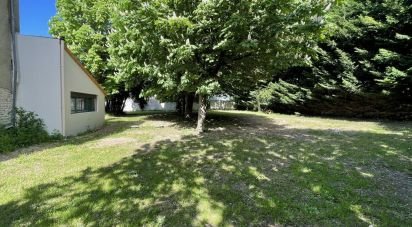 House 5 rooms of 167 m² in Aigrefeuille-d'Aunis (17290)