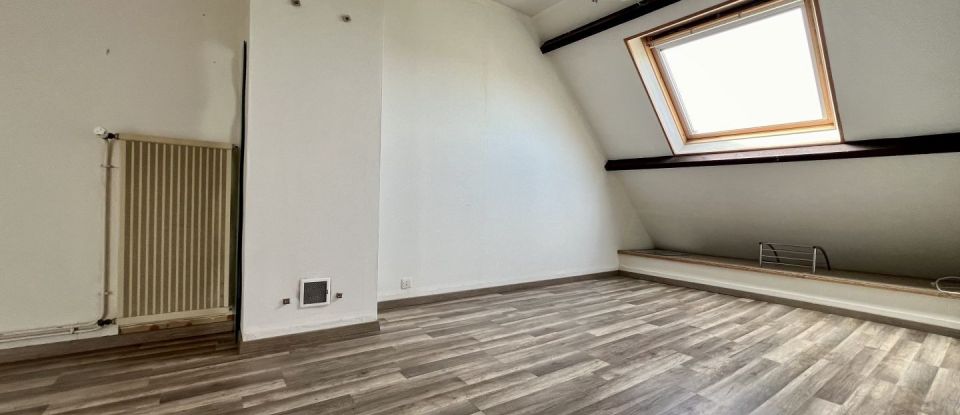 Maison 6 pièces de 144 m² à Condé-sur-Vire (50890)