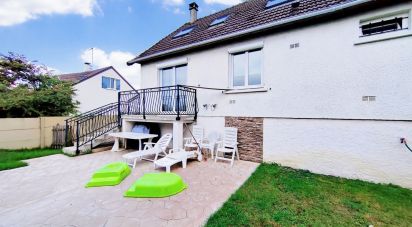 House 6 rooms of 105 m² in La Norville (91290)