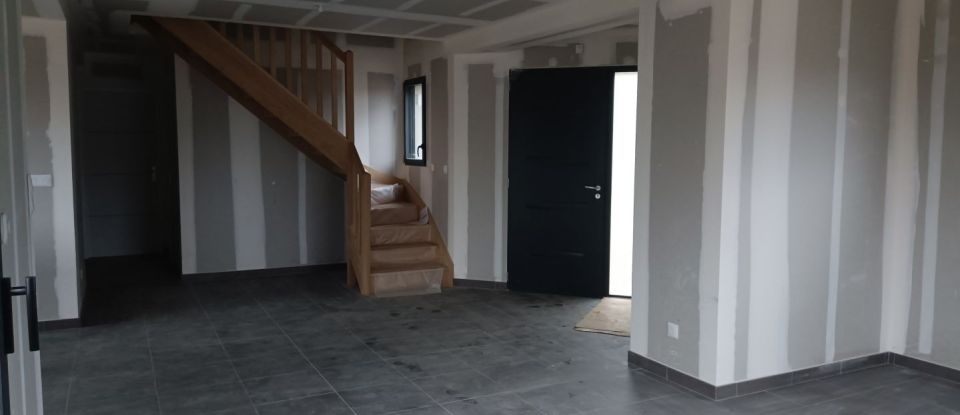 House 5 rooms of 123 m² in Nolléval (76780)