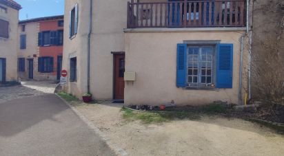 Village house 5 rooms of 99 m² in Saint-Haon-le-Châtel (42370)