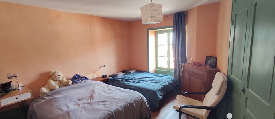 Village house 5 rooms of 99 m² in Saint-Haon-le-Châtel (42370)