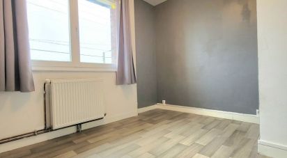 House 4 rooms of 70 m² in Auberchicourt (59165)