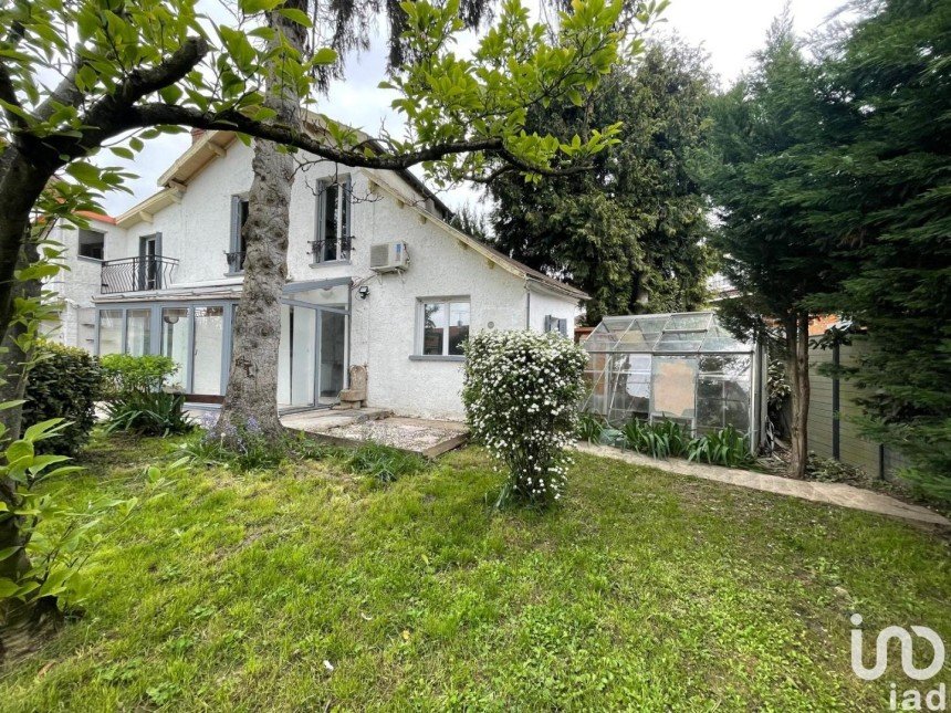 Vente Maison 90m² 4 Pièces à Savigny-sur-Orge (91600) - Iad France