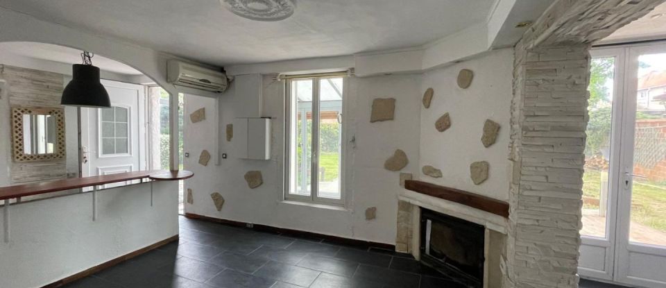 House 4 rooms of 90 m² in Savigny-sur-Orge (91600)