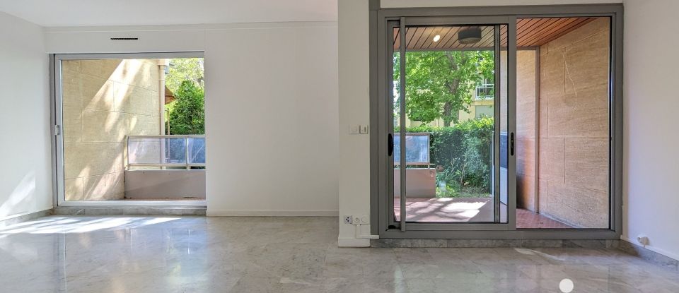 Apartment 5 rooms of 117 m² in Aix-en-Provence (13100)