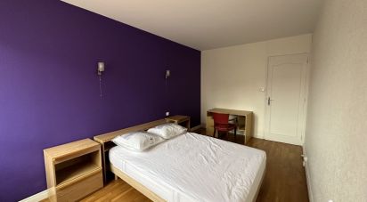 Apartment 3 rooms of 62 m² in Villeurbanne (69100)
