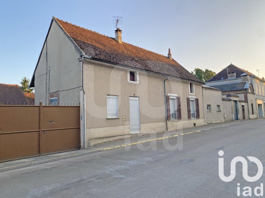 Maison de village 4 pièces de 140 m² à Flogny-la-Chapelle (89360)