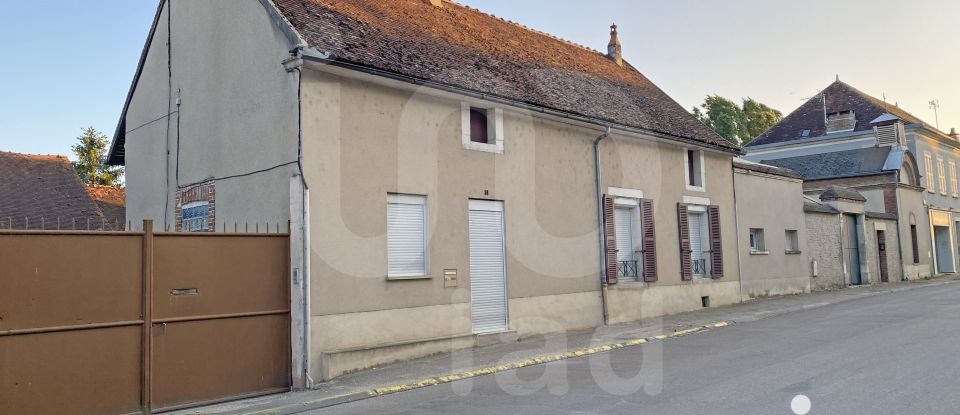 Maison de village 4 pièces de 140 m² à Flogny-la-Chapelle (89360)