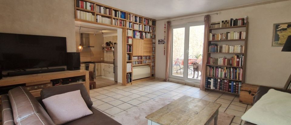 Maison 6 pièces de 155 m² à Montfrin (30490)