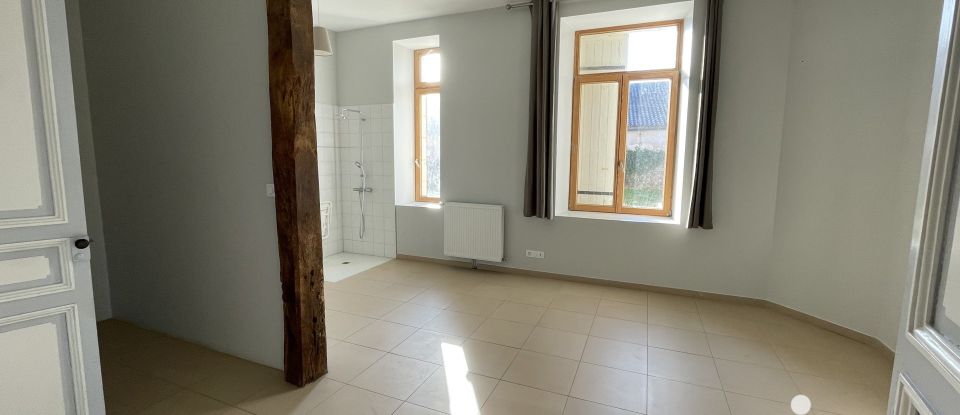 Estate 14 rooms of 413 m² in Montguyon (17270)