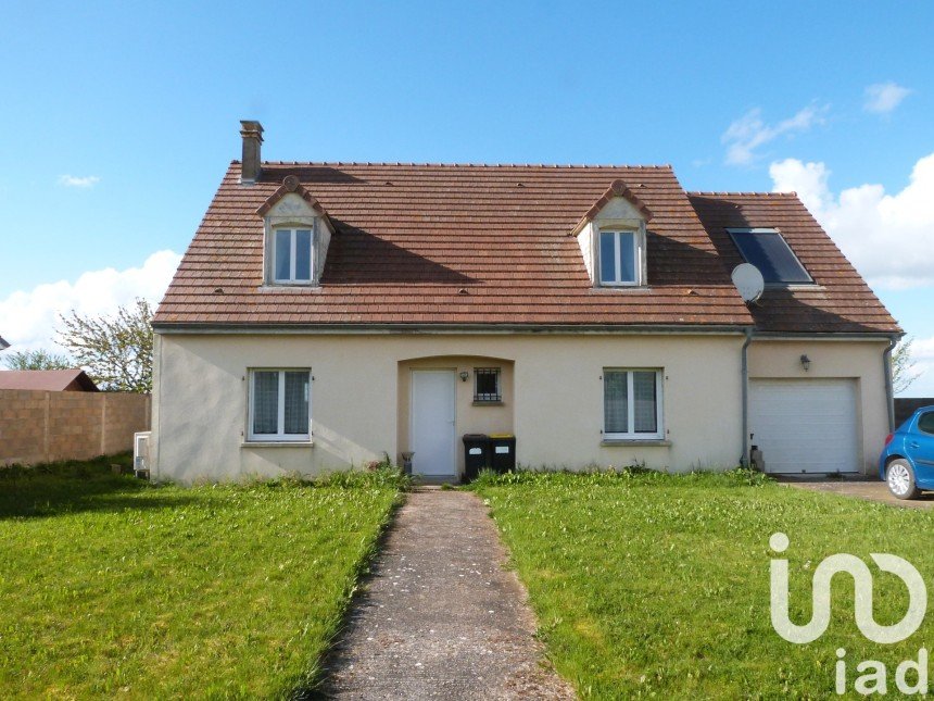 House 4 rooms of 131 m² in Louville-la-Chenard (28150)